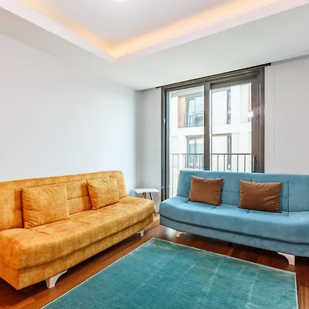 Cozy Flat Near Popular Attractions In Beyoglu *
